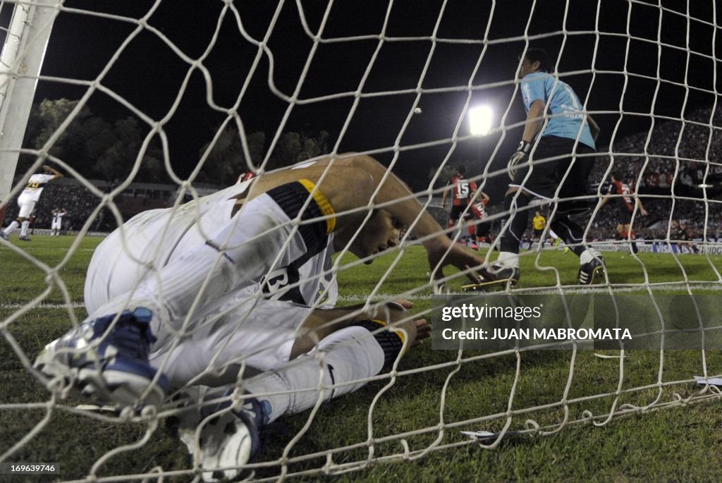 FBL-LIBERTADORES-NEWELLS-BOCA