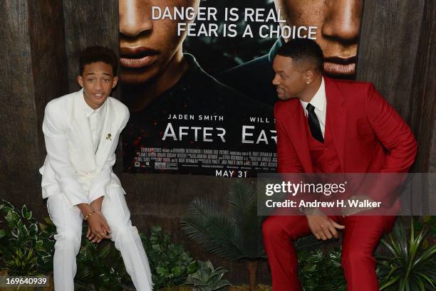 Actors Jaden Smith and Will Smith attend the "After Earth" premiere at Ziegfeld Theater on May 29, 2013 in New York City.