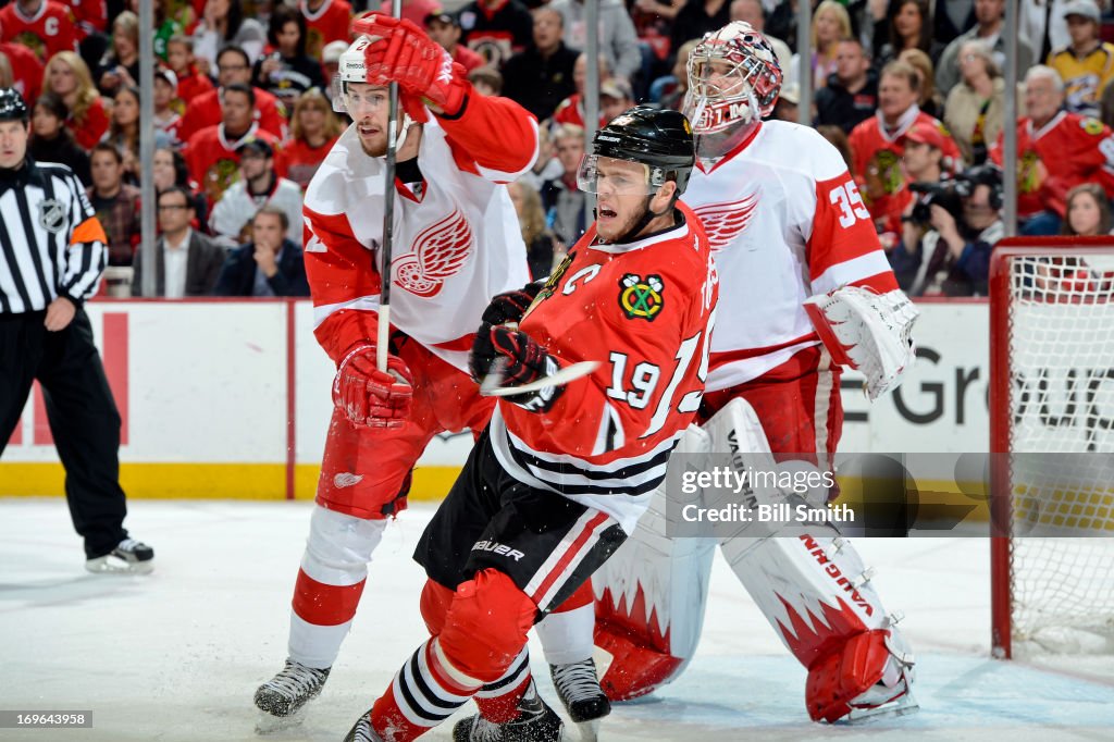 Detroit Red Wings v Chicago Blackhawks - Game Five