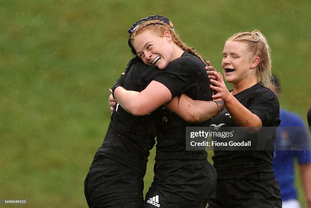 Black Ferns XV v Manusina XV