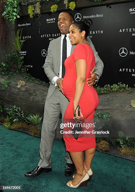 Calloway and Dionne Walker attend the "After Earth" premiere at Ziegfeld Theater on May 29, 2013 in New York City.