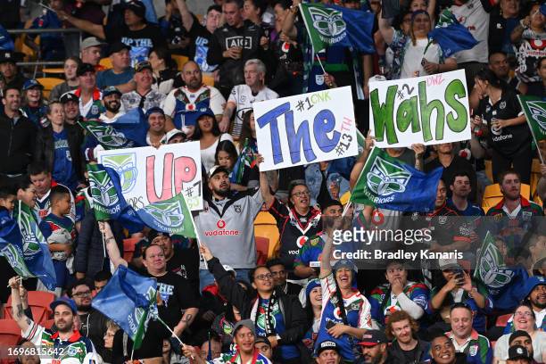 Warriors fans show their support before the NRL Preliminary Final match between Brisbane Broncos and New Zealand Warriors at Suncorp Stadium on...