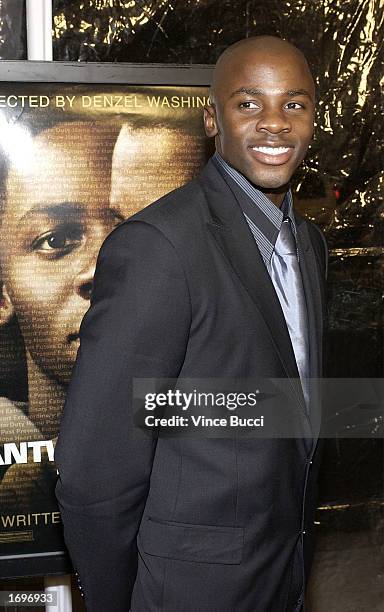 Actor Derek Luke attends the premiere of the film "Antwone Fisher" at the Motion Picture Academy on December 19, 2002 in Beverly Hills, California.