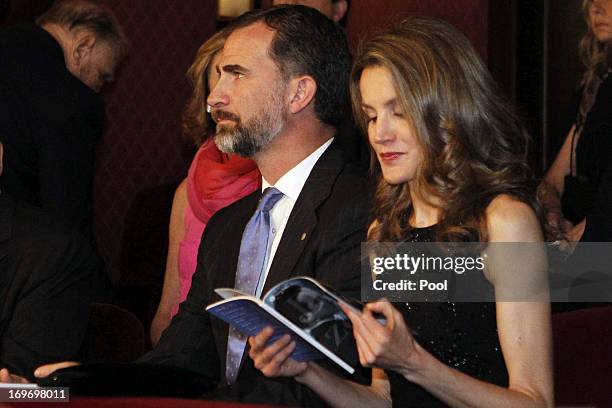 Prince Felipe and Princess Letizia of Spain attend the opera 'L'Elisir d'Amore' by Gaetano Donizetti at Gran Teatro del Liceo on May 30, 2013 in...