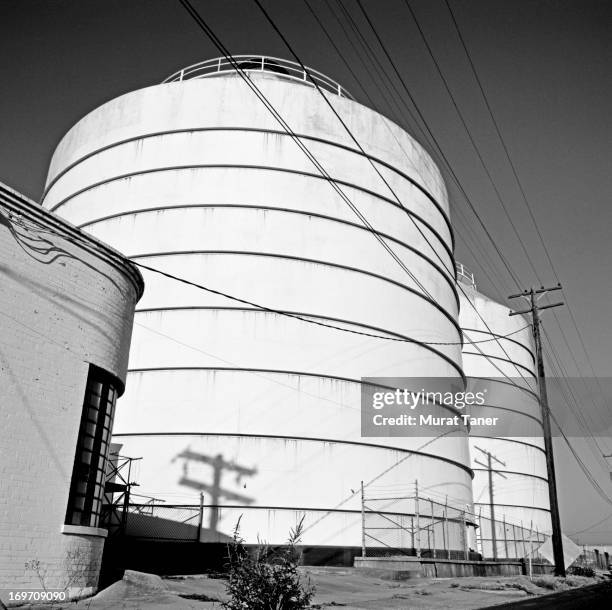 grain silos - waco stock pictures, royalty-free photos & images