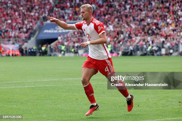 Matthijs de Ligt of Bayern Munich celebrates after scoring the team's third goal during the Bundesliga match between FC Bayern München and VfL Bochum...