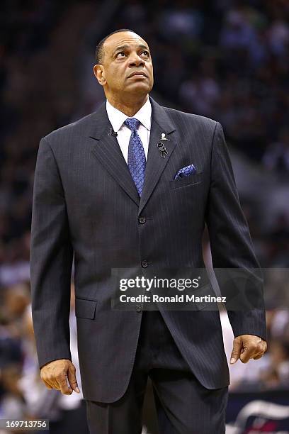 Head coach Lionel Hollins of the Memphis Grizzlies looks on against the San Antonio Spurs during Game One of the Western Conference Finals of the...