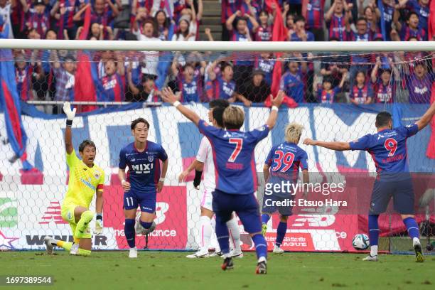 Ryoma Watanabe of FC Tokyo celebrates scoring his side's second goal during the J.LEAGUE Meiji Yasuda J1 28th Sec. Match between F.C.Tokyo and Sagan...