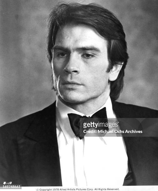 Actor Tommy Lee Jones poses for a portrait in circa 1978.