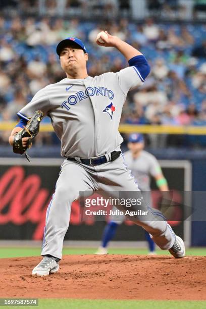 Hyun Jin Ryu of the Toronto Blue Jays delivers a pitch to the Tampa Bay Rays in the first inning at Tropicana Field on September 23, 2023 in St...