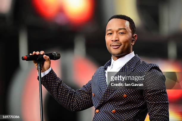 Singer John Legend performs on stage at the "Chime For Change: The Sound Of Change Live" Concert at Twickenham Stadium on June 1, 2013 in London,...