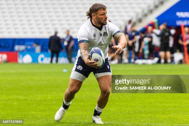Scotland's tighthead prop Rory Sutherland takes part in the captain's run training session at Pierre-Mauroy stadium in Villeneuve-d'Ascq near Lille,...