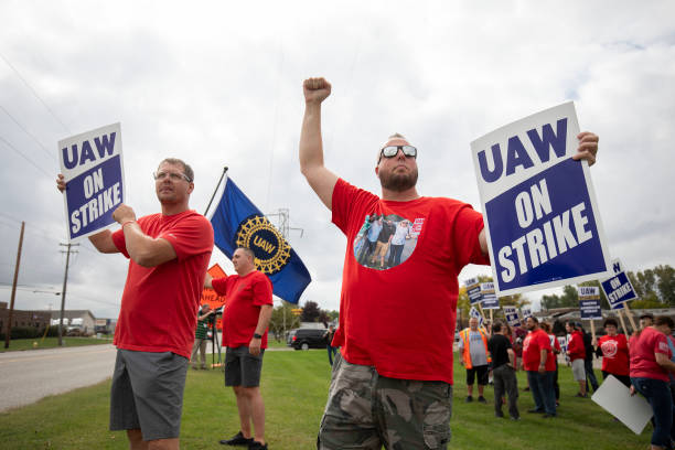 MI: UAW Expands Strike Against GM And Ford