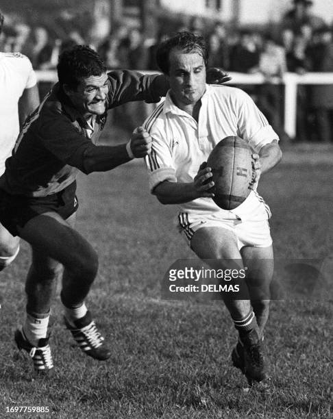 Photo prise le 19 novembre 1978 de l'international de rugby Jacques Fouroux jouant sous les couleurs du club d'Auch, lors du match de championnat de...