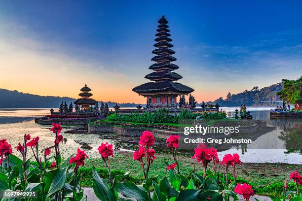 ulun danu beratan temple, bali indonesia - indonesio stock pictures, royalty-free photos & images