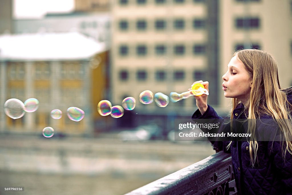 Bubble on the bridge