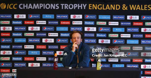 South Africa cricket captain AB de Villiers talks to the media during an ICC Champions Trophy press conference at the Royal Garden Hotel on June 2,...