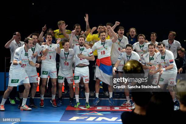 The team of Hamburg celebrates the championship after the EHF Final Four final match between FC Barcelona Intersport and HSV Hamburg at Lanxess Arena...