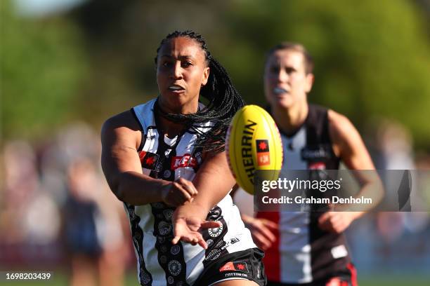 Sabrina Frederick of the Magpies handballs during the round four AFLW match between St Kilda Saints and Collingwood Magpies at RSEA Park, on...