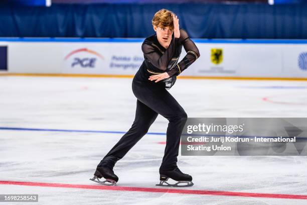 Edward Appleby of Great Britain performs during the ISU Junior Grand Prix of Figure Skating at Hala Olivia on September 30, 2023 in Gdansk, Poland.