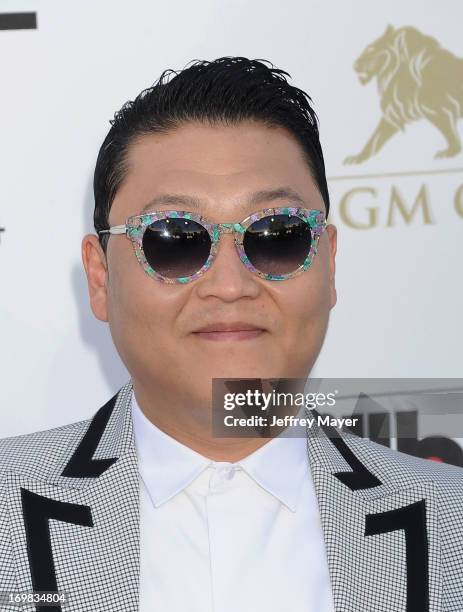 Con Psy Rapper 1,144 Psy (Rapper) Stock Photos, High-Res Pictures, and Images - Getty ...