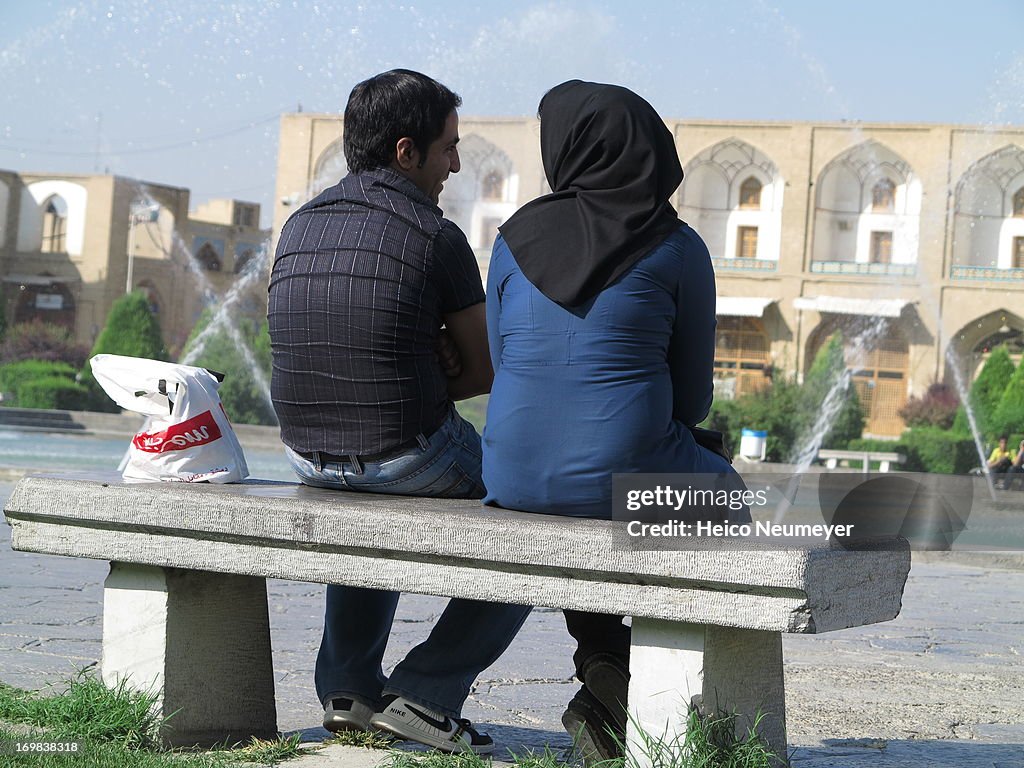 A peaceful chat on Naqsh-e Jahan Square