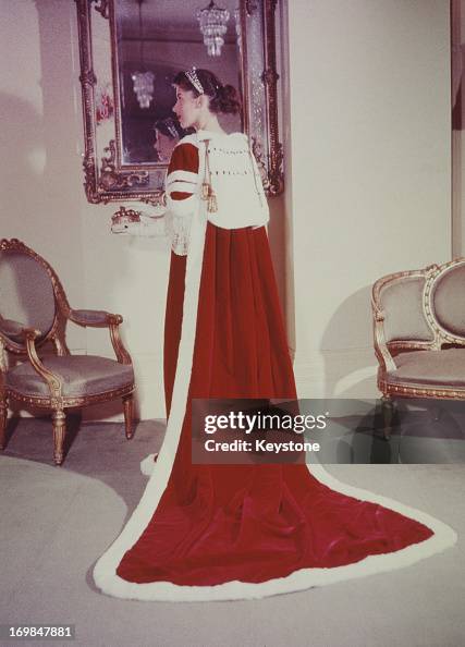 Peeress Robe The Coronation Robe as worn by a Peeress for the Coronation of Queen ...