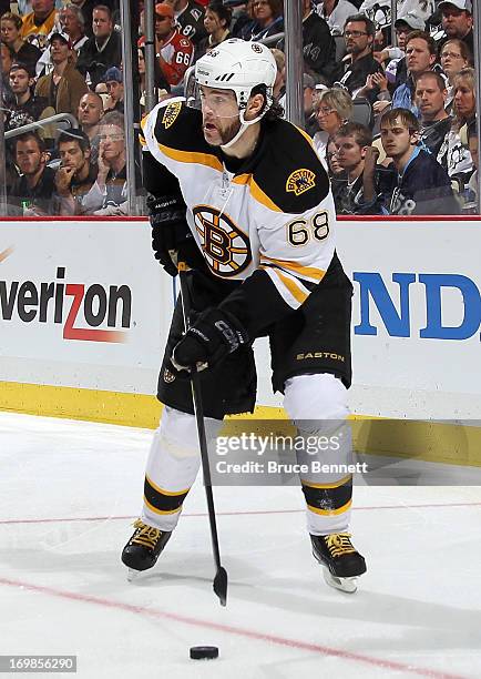 Jaromir Jagr of the Boston Bruins looks to make a pass against the Pittsburgh Penguins during Game One of the Eastern Conference Final of the 2013...