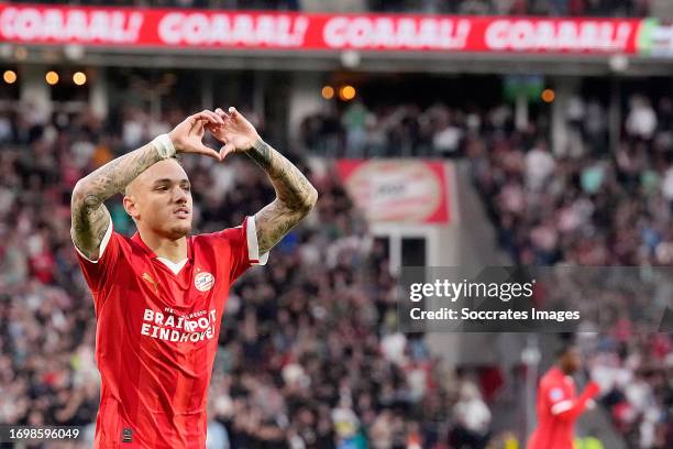 Noa Lang of PSV celebrates 1-0 during the Dutch Eredivisie match between PSV v FC Volendam at the Philips Stadium on September 30, 2023 in Eindhoven...