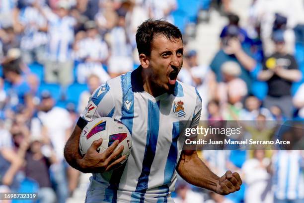 Mikel Oyarzabal of Real Sociedad celebrates after scoring the team's second goal from a penalty kick during the LaLiga EA Sports match between Real...