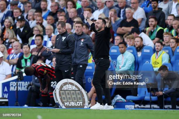Roberto De Zerbi, Manager of Brighton & Hove Albion, reacts during the Premier League match between Brighton & Hove Albion and AFC Bournemouth at...
