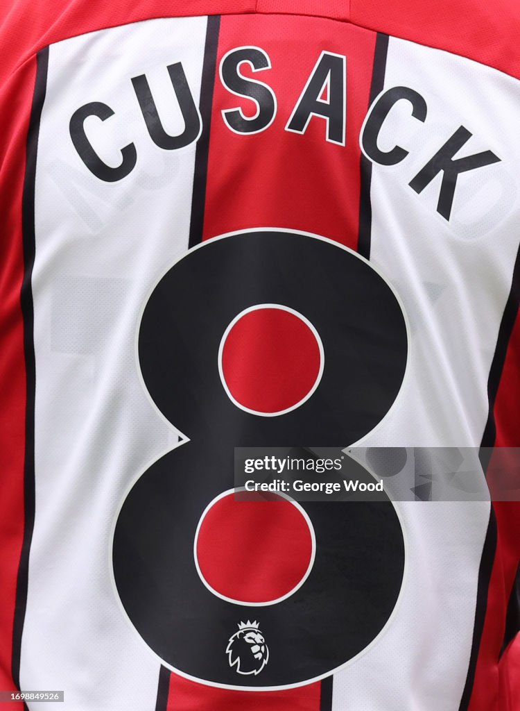Sheffield United v Newcastle United - Premier League