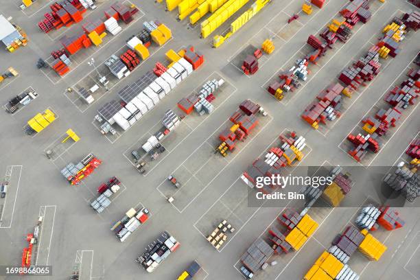 construction materials, aerial view - storage compartment stock pictures, royalty-free photos & images
