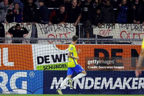 Michiel Kramer of RKC Waalwijk celebrates 1-1 during the Dutch Eredivisie match between RKC Waalwijk v Ajax at the Mandemakers Stadium on September...