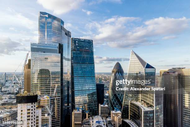 city of london skyscrapers on a sunny day, london, uk - financieel district stockfoto's en -beelden