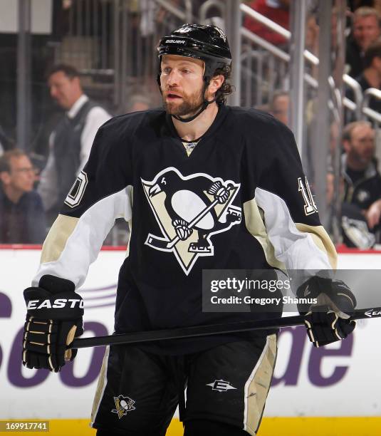 Brenden Morrow of the Pittsburgh Penguins skates against the Boston Bruins in Game One of the Eastern Conference Final during the 2013 NHL Stanley...