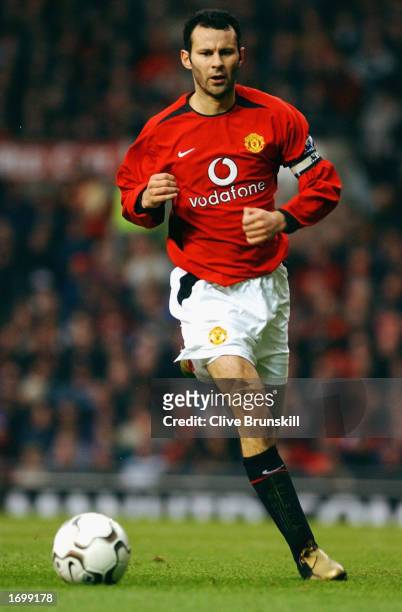 Ryan Giggs of Manchester United running to the ball during the FA Barclaycard Premiership match between Manchester United v West Ham United held on...