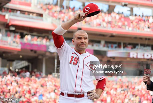 Joey Votto of the Cincinnati Reds acknowledges the crowd after the 4-2 win against the Pittsburgh Pirates at Great American Ball Park on September...