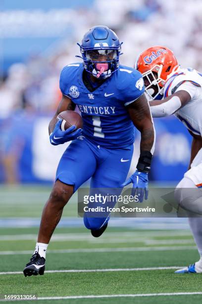 Kentucky Wildcats running back Ray Davis runs with the ball during a college football game against the Florida Gators on September 30, 2023 at Kroger...