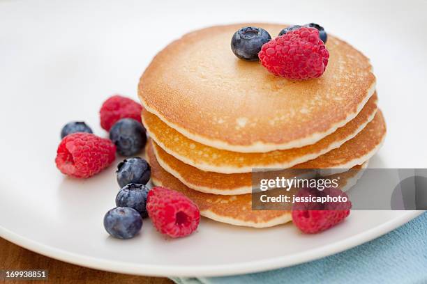 pancakes with fruit - blueberry pancakes stock pictures, royalty-free photos & images