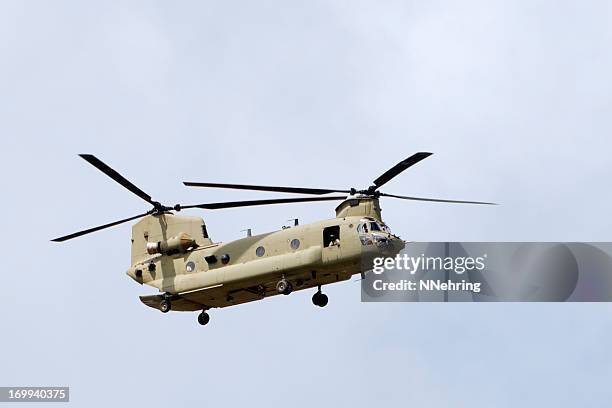 military helicopter boeing ch47 chinook - chinook stock pictures, royalty-free photos & images