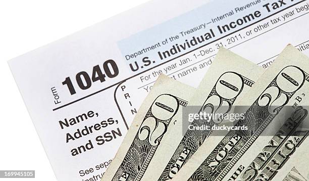 tax refund - 1040 stock pictures, royalty-free photos & images