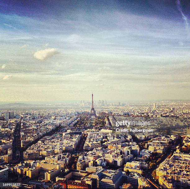 eiffel tower, paris, france (mobilestock) - montparnasse stock pictures, royalty-free photos & images