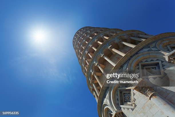 leaning tower of pisa - international landmark stock pictures, royalty-free photos & images