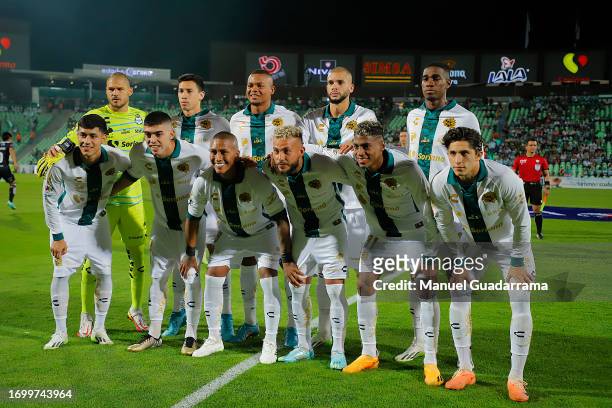 Players of Santos pose for a team photo prior thethe 9th round match between Santos Laguna and Necaxa as part of the Torneo Apertura 2023 Liga MX at...