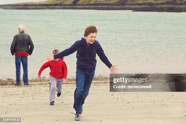 running - irish family stock pictures, royalty-free photos & images