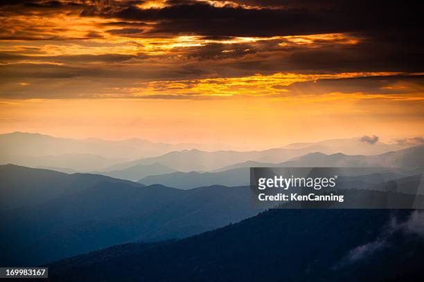 sun rays over mountains - tennessee landscape stock pictures, royalty-free photos & images