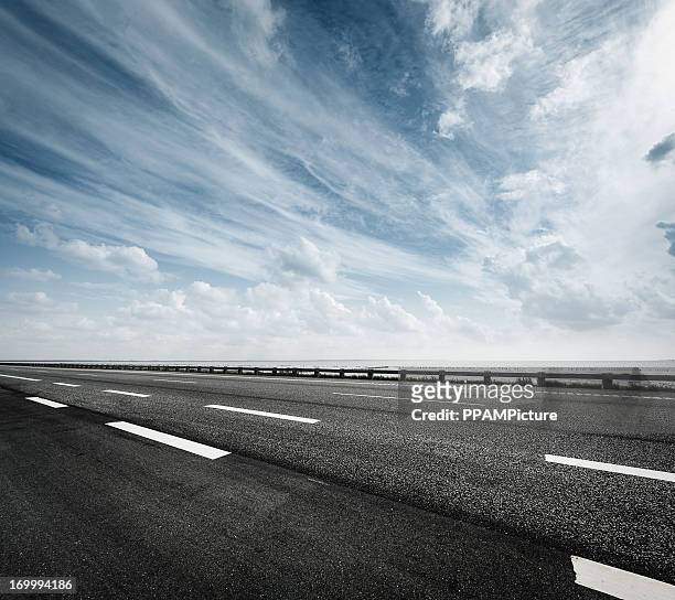 highway - empty highway stock pictures, royalty-free photos & images