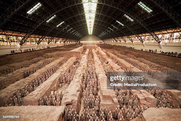 terracotta warriors of xian china - terracotta warriors stock pictures, royalty-free photos & images