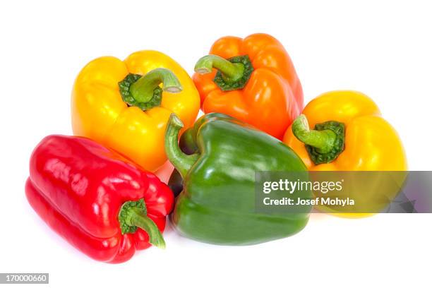 pimientos - orange bell pepper fotografías e imágenes de stock